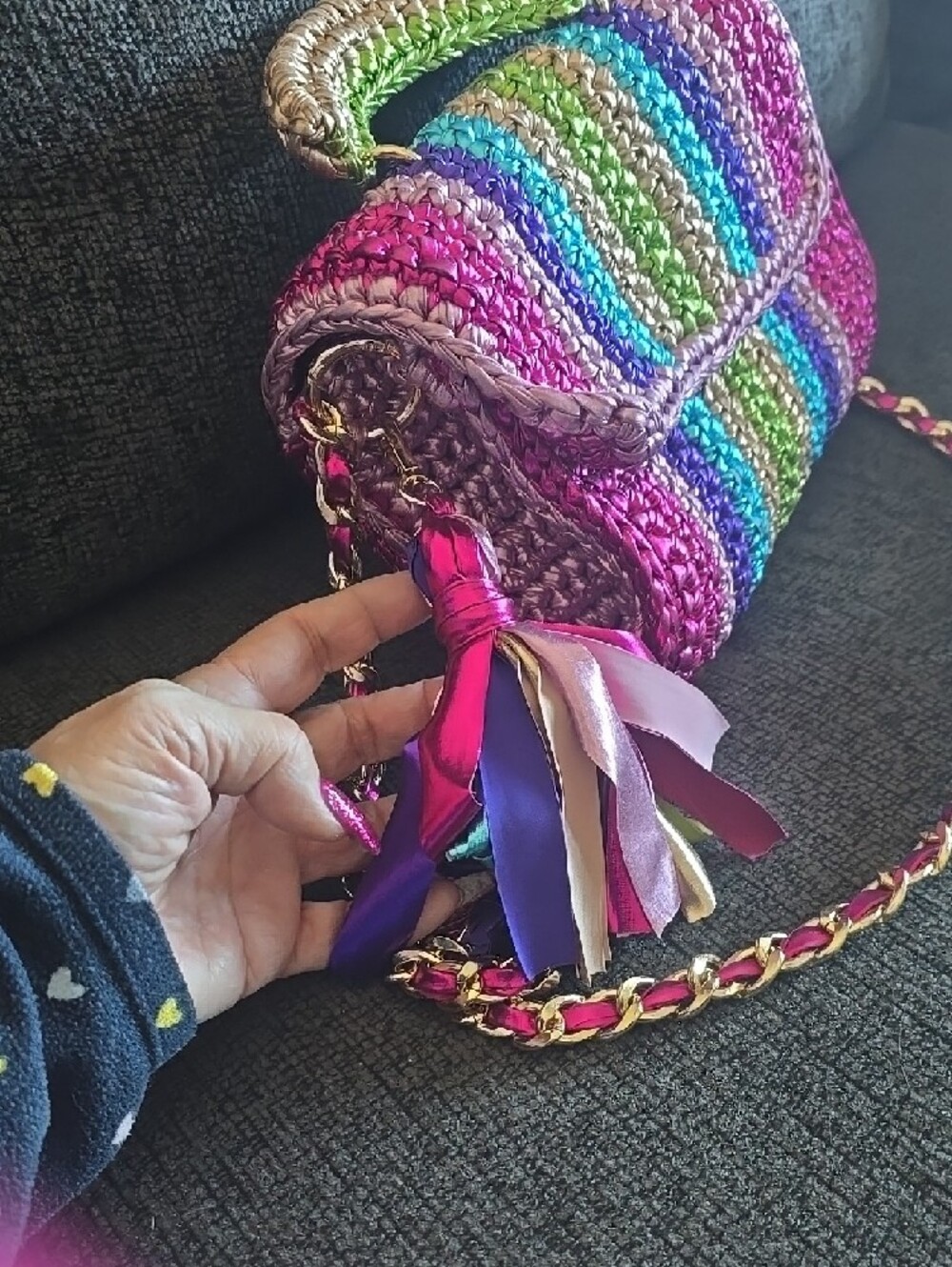 Multicolor Handwoven Crossbody Bag with Tassel - Picture 4 of 6